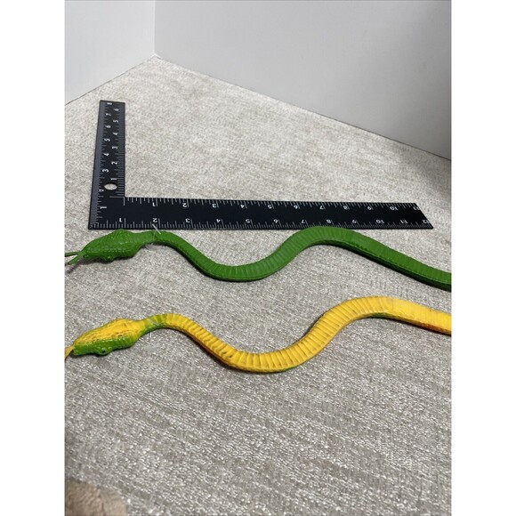 JA-RU Green Rubber Snake Lot Of 2 Vintage Toys 20’ - Picture 7 of 7